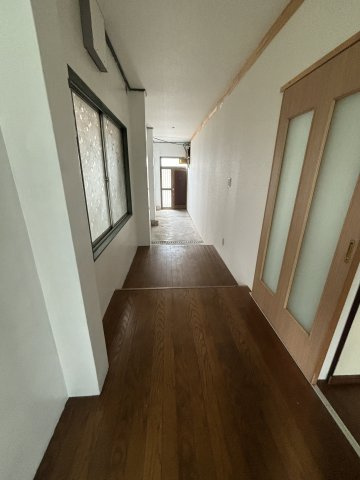 カレントFの内装