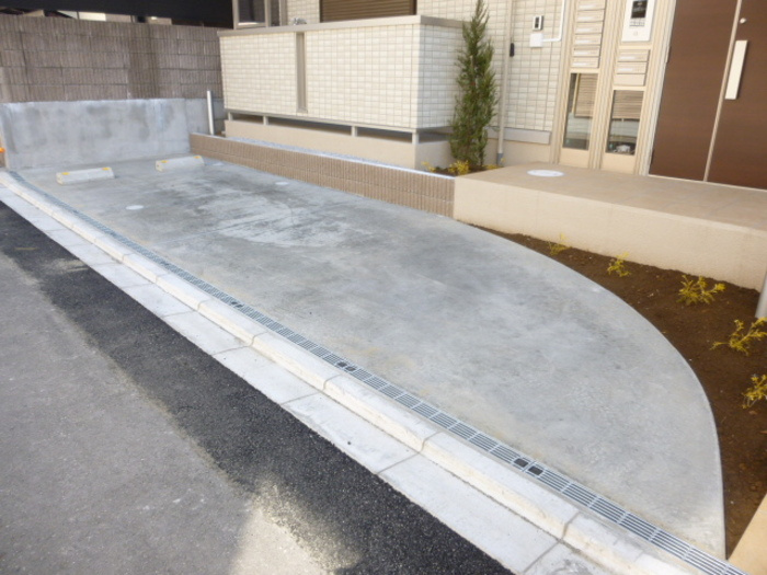 ベイサイドMu∞の駐車場