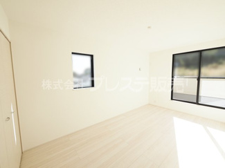 【洋室】 | 現地写真（１号地２階洋室）