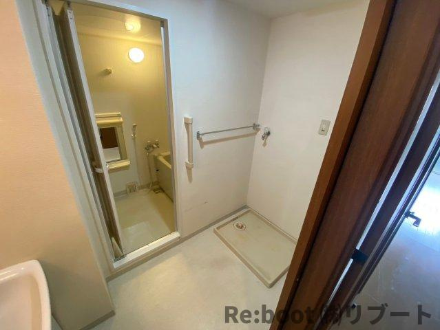 フレラヴィーヌ北本町の玄関