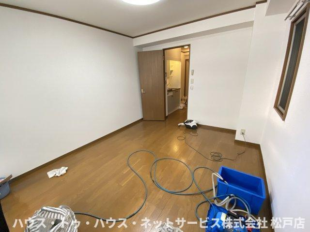 アンプルールフェールスリーズのその他