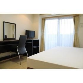 アンプルールフェールスリーズの居間・リビング