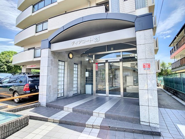 ディアコート昴のエントランス