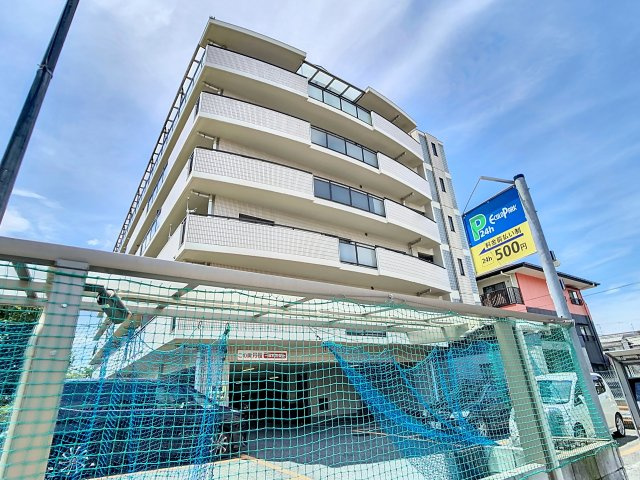 ディアコート昴の外観