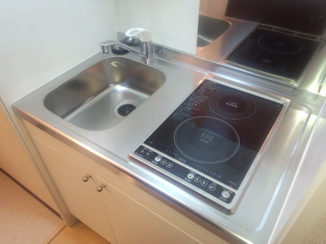 萩の台のキッチン|同タイプ参考写真です。