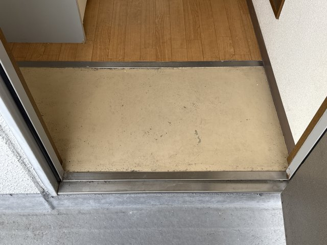 M`sコート紫雲の玄関