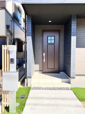 高浜市屋敷町新築戸建　１号棟のエントランス