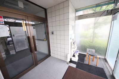 【エントランス】 | 吹上富士見カスミビル