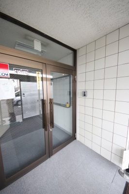 【玄関】 | 吹上富士見カスミビル