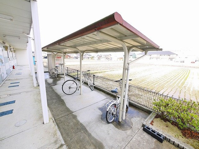 レオパレスＨｉｒｏのその他共用部分|自転車置き場です