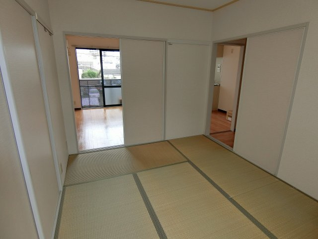 クリアスカイ8の和室