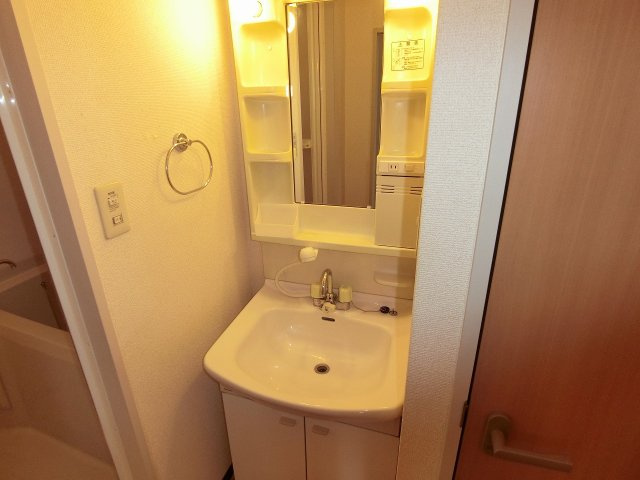 クリアスカイ8の洗面所