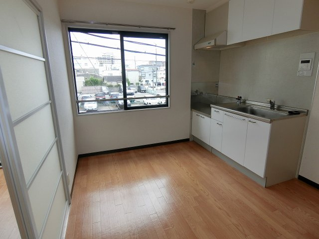 クリアスカイ8の居間・リビング