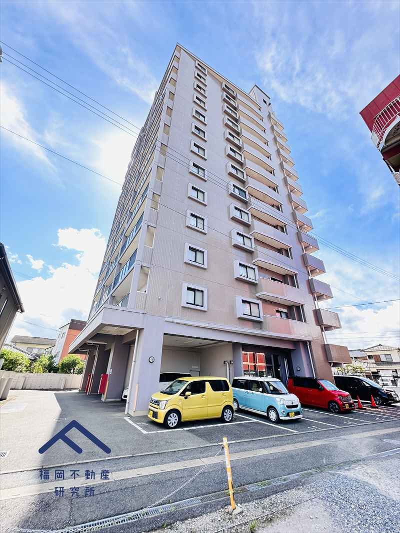 グリーンマンションラフィネ鳥栖の外観