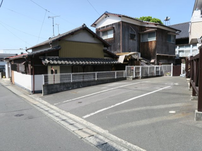 【駐車場】 | スターコーポ | 駐車場は縦列です。