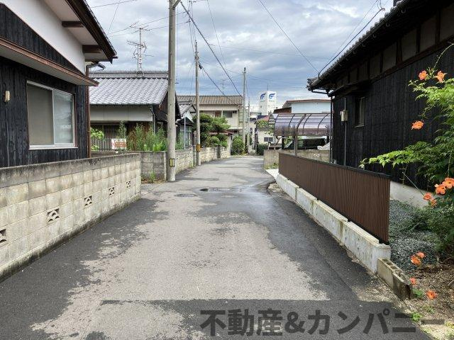 堀江町戸建の前面道路含む現地写真