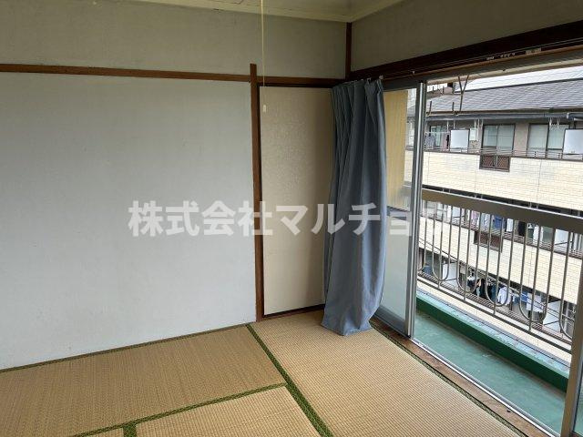 ニューコーポ紀宝の和室|明るい和室です