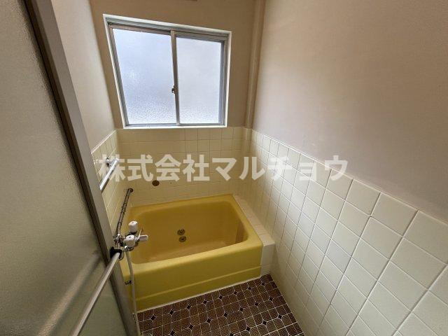 ニューコーポ紀宝の浴室|お風呂です