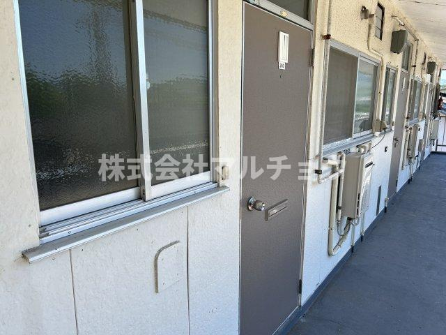 紀宝ハイツの玄関|落ち着いた玄関です