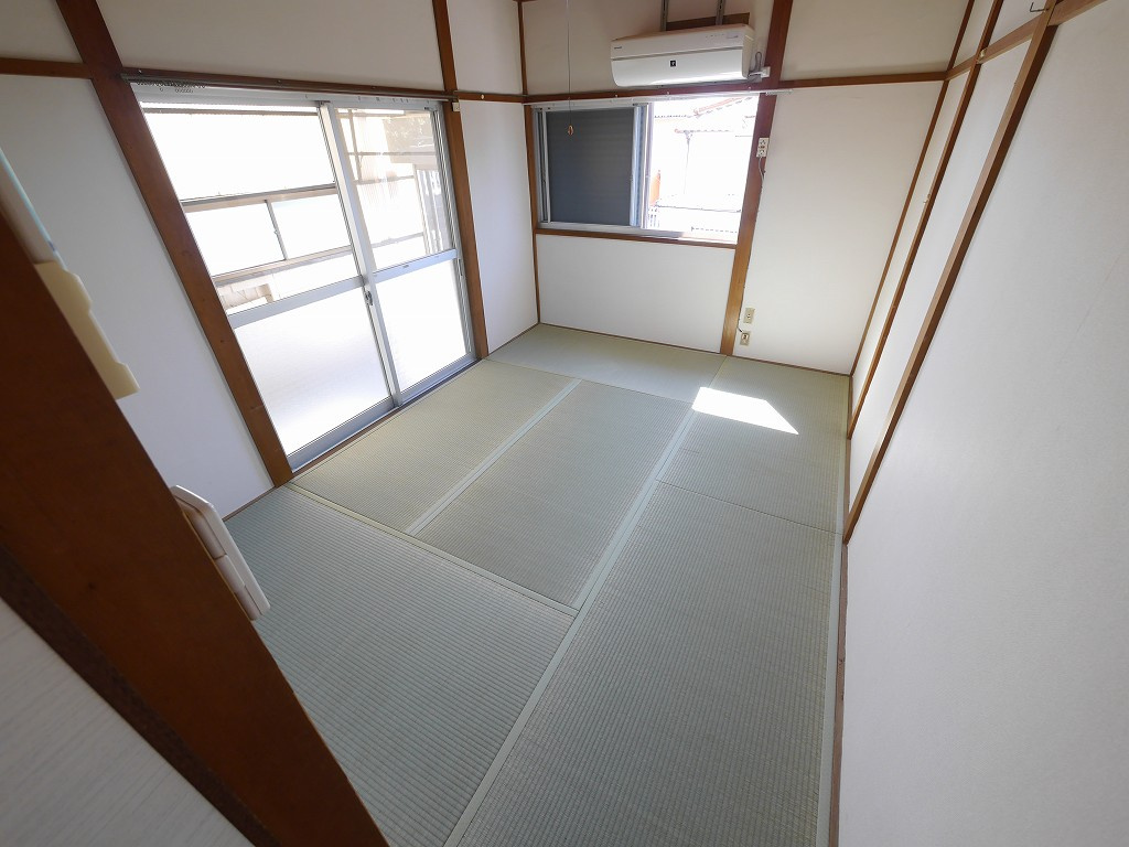 鈴蘭台東町3丁目戸建の和室
