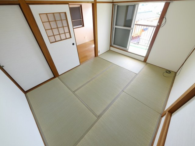 鈴蘭台東町3丁目戸建の寝室
