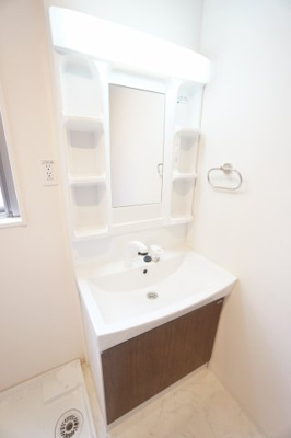 【独立洗面台】 | マルゴ参番館 | ※同物件・同タイプの写真です。