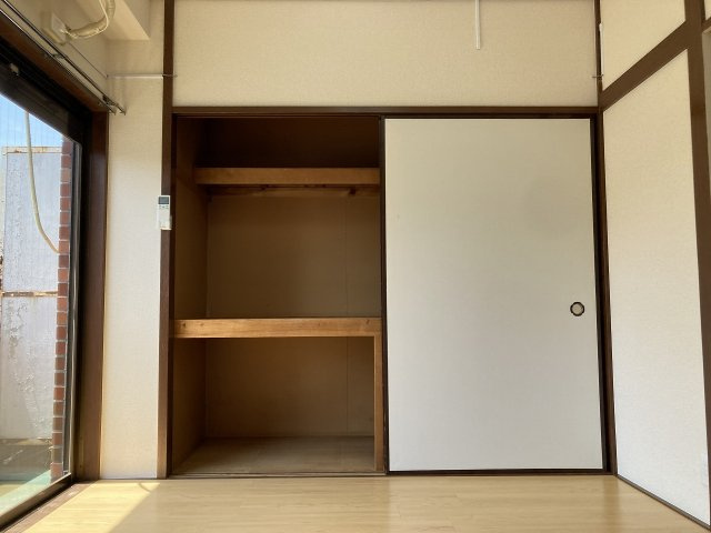 コーポラスシルバーの収納