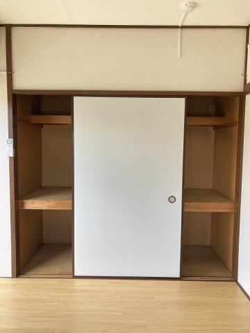 コーポラスシルバーの収納