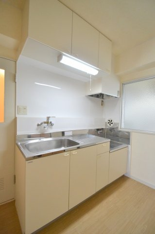 広島市西区庚午中４丁目の賃貸マンションのキッチン