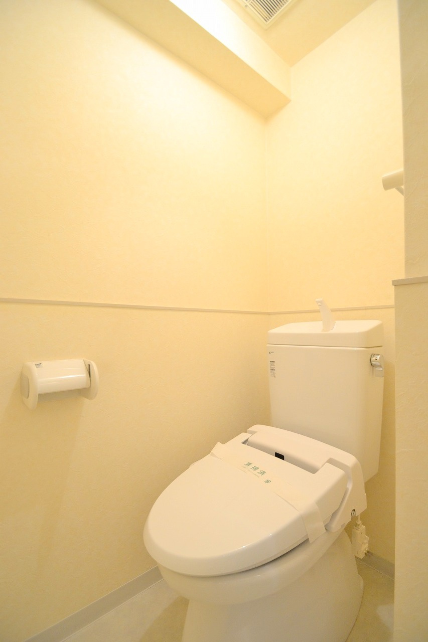 広島市西区庚午中４丁目の賃貸マンションのトイレ