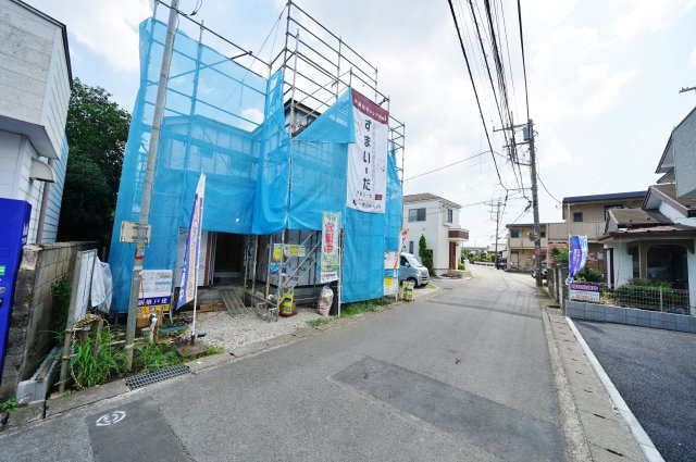 【横浜市瀬谷区宮沢2丁目37-13新築戸建て】★仲介手数料無料★（南瀬谷小学校・南瀬谷中学校）の前面道路含む現地写真