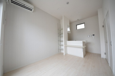 【居間・リビング】 | CB井尻ルヴニール | 別号室の写真になります。現況優先。