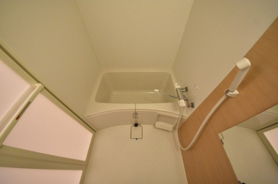 【浴室】 | CB井尻ルヴニール | 別号室の写真になります。現況優先。