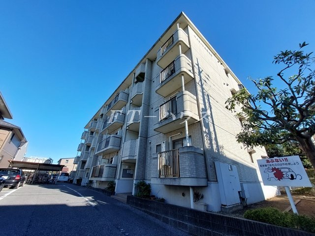 ベイコート幕張本郷の外観