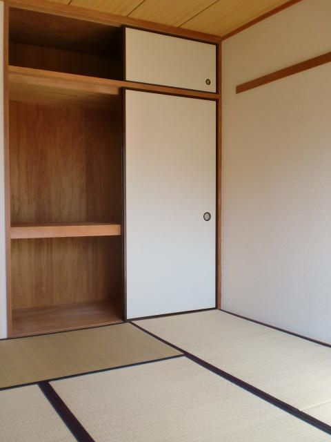 ベイコート幕張本郷の寝室
