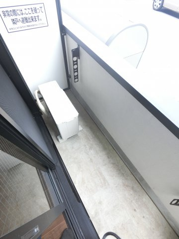 ＮＹ　スクエア　船橋　３０１のバルコニー