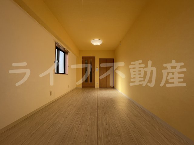 R-flatsの洋室|ゆったりした洋室です