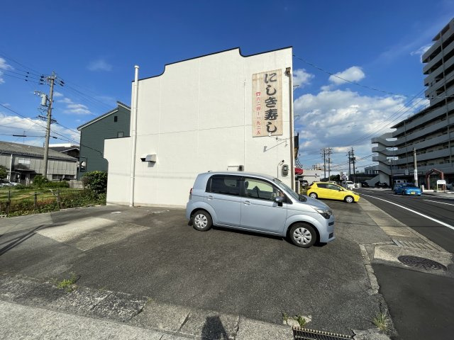服部住宅付店舗の外観
