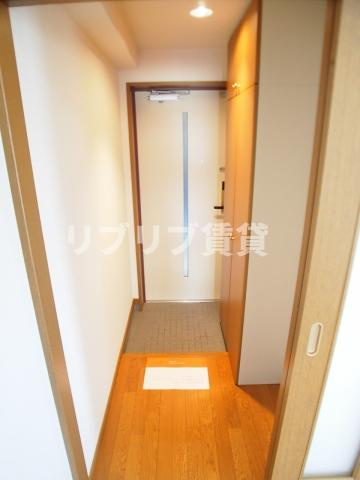 オーキッドレジデンス千葉中央の玄関