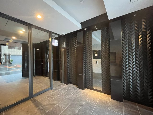 エスリード阿波座プライムコートのエントランス