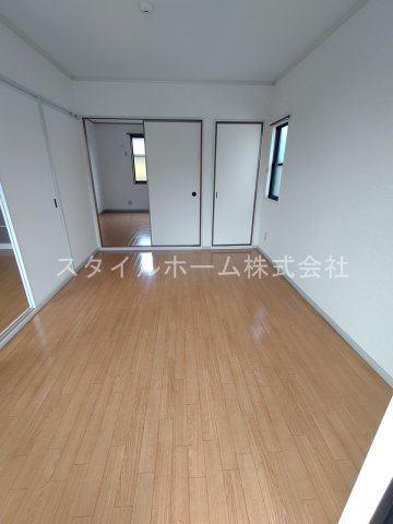 セジュール花田の居間・リビング