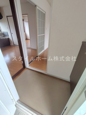 セジュール花田の玄関