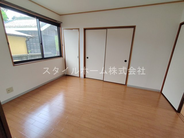 セジュール花田の居間・リビング