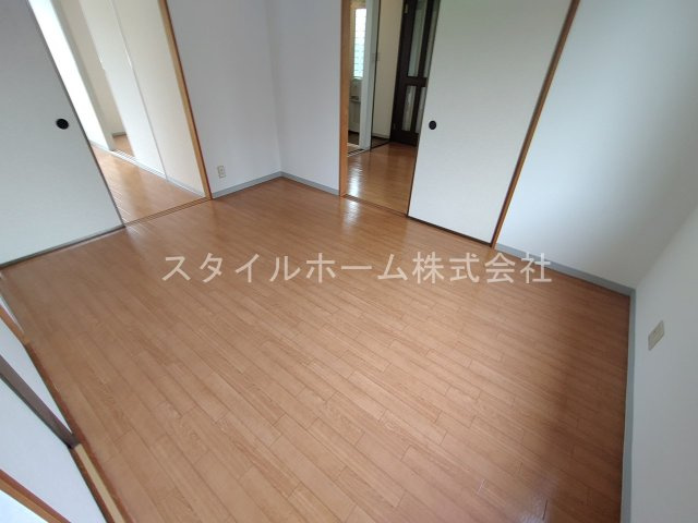 セジュール花田の居間・リビング