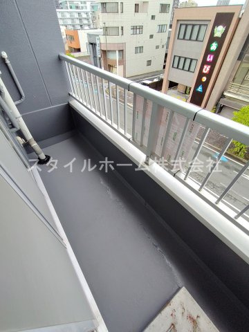 豊橋aビルのバルコニー