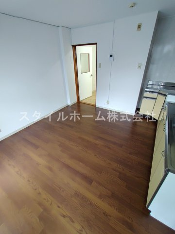 豊橋aビルの居間・リビング