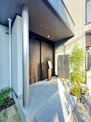 bonheur茨木のエントランス