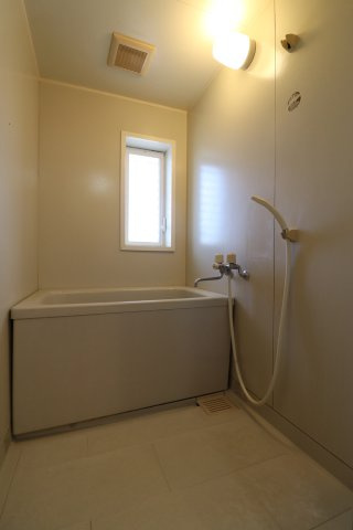 プロヴァンスⅡの浴室