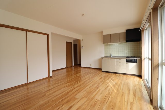 プロヴァンスⅡの居間・リビング