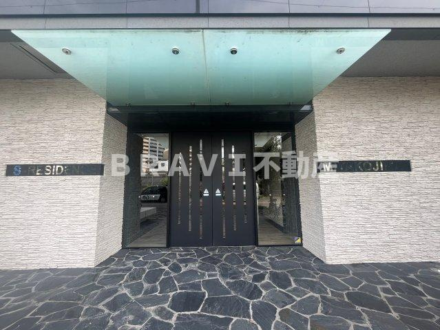 S-RESIDENCE都島 のエントランス|落ち着いたエントランスです